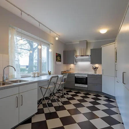 Bi De 1 Apartament *